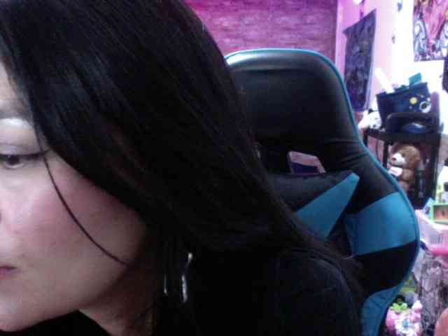 AngelaQueen webcam