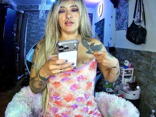 AngelaQueen
