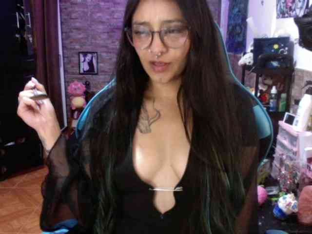 AngelaQueen