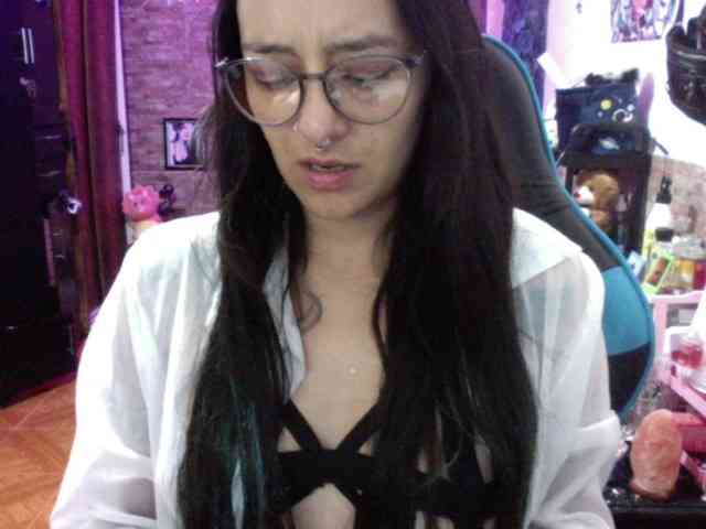 AngelaQueen webcam