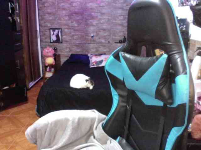 AngelaQueen