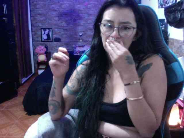 AngelaQueen webcam