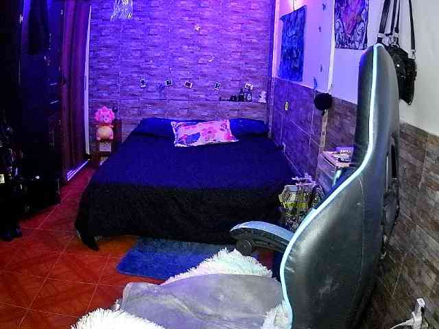 AngelaQueen webcam