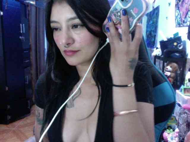 AngelaQueen