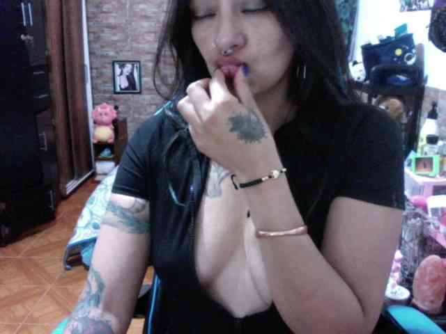 AngelaQueen