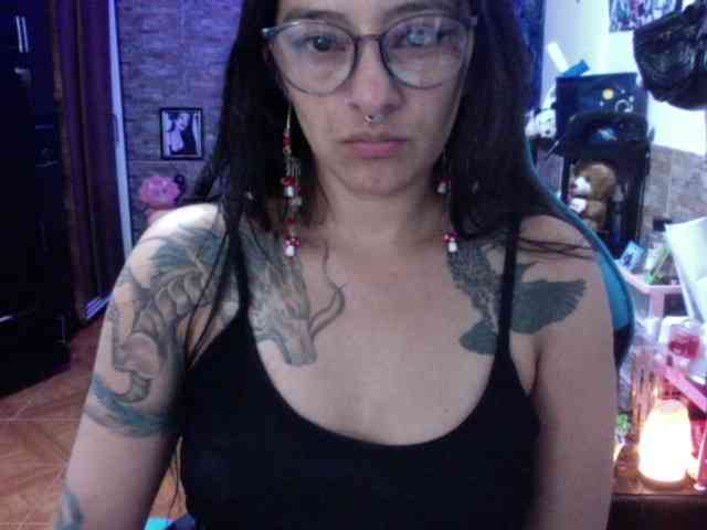 AngelaQueen webcam