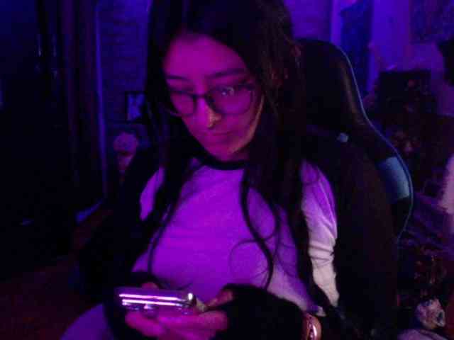 AngelaQueen webcam