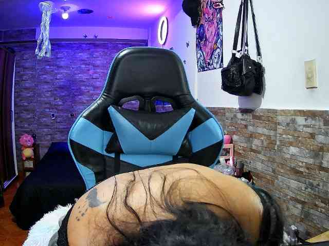 AngelaQueen AngelaQueen