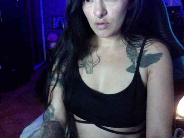 AngelaQueen AngelaQueen