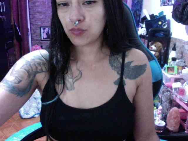 AngelaQueen