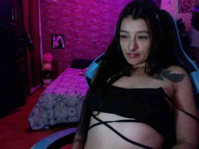 AngelaQueen webcam