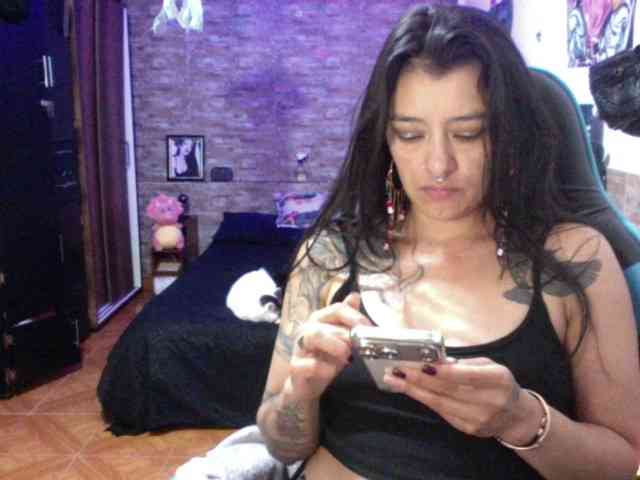 AngelaQueen