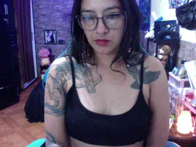 AngelaQueen AngelaQueen
