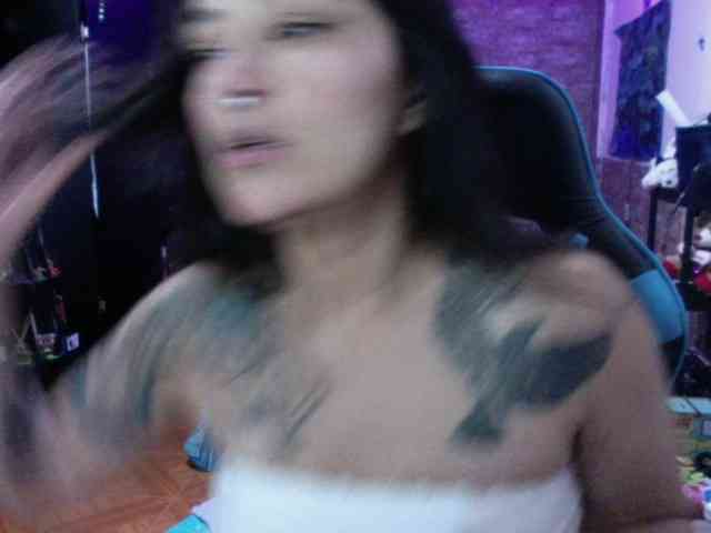 AngelaQueen webcam