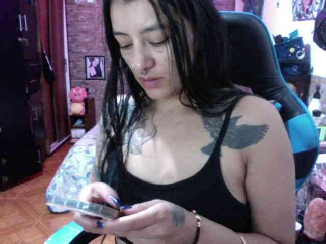 AngelaQueen webcam