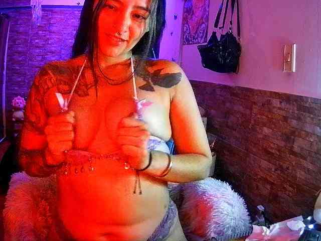 AngelaQueen AngelaQueen