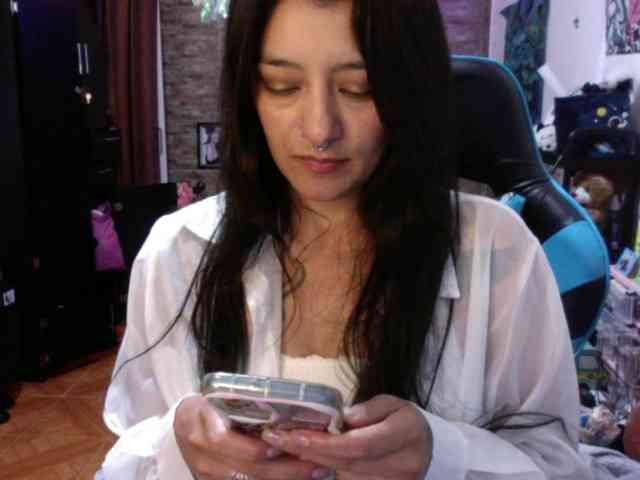 AngelaQueen webcam