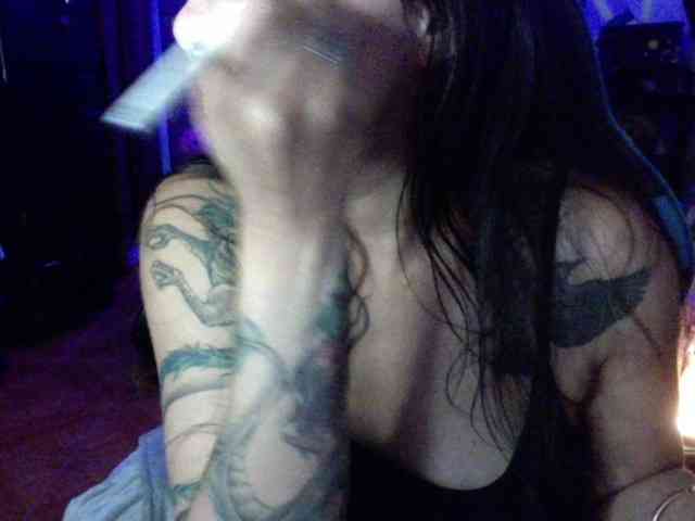 AngelaQueen AngelaQueen