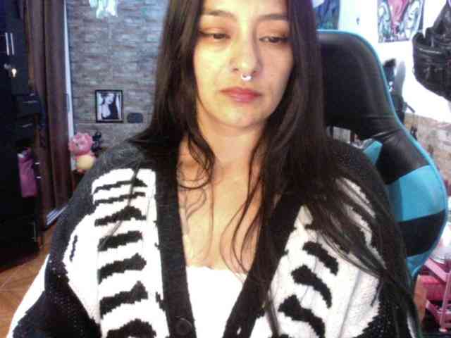 AngelaQueen webcam