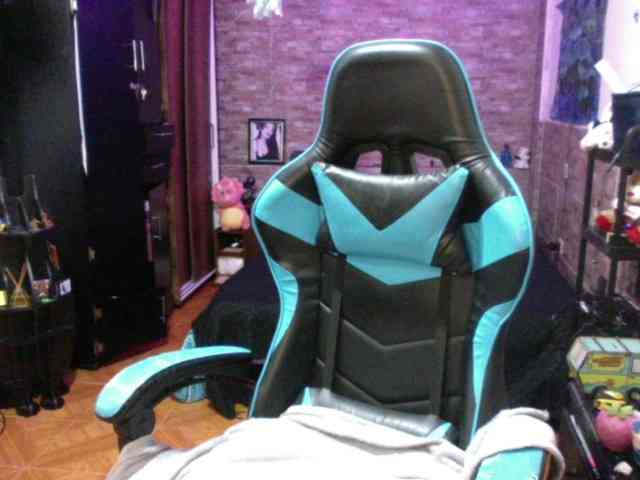 AngelaQueen webcam