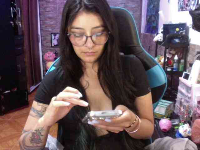 AngelaQueen webcam