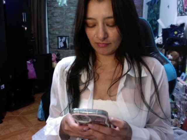 AngelaQueen webcam