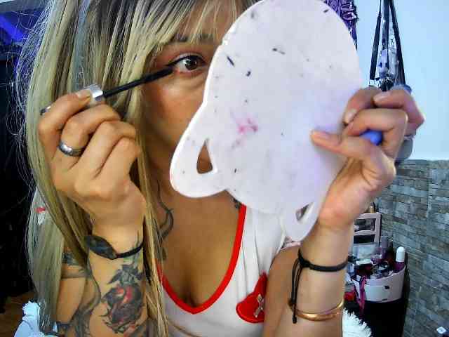 AngelaQueen