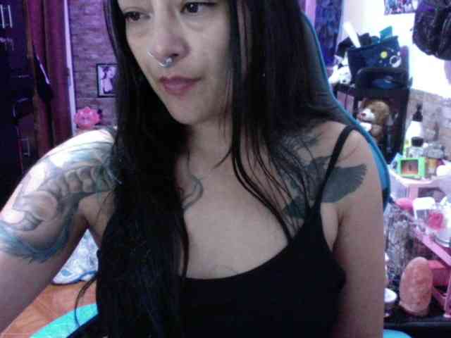 AngelaQueen webcam