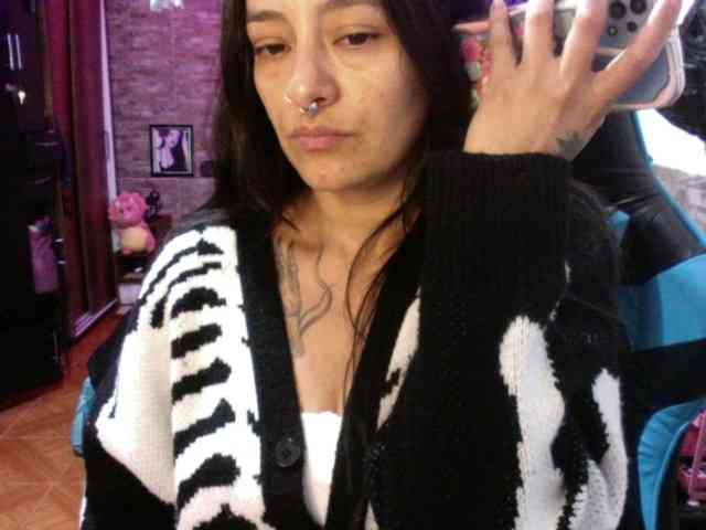 AngelaQueen webcam