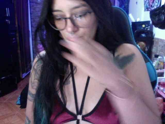 AngelaQueen AngelaQueen