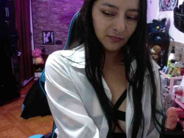 AngelaQueen webcam