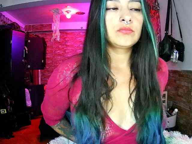 AngelaQueen webcam