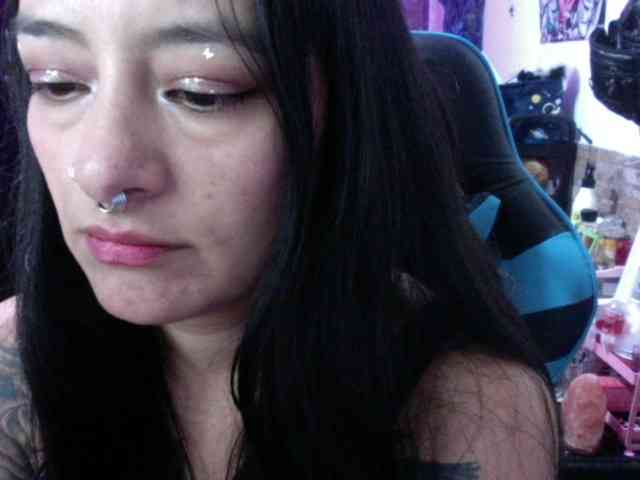 AngelaQueen webcam