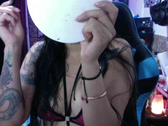 AngelaQueen AngelaQueen