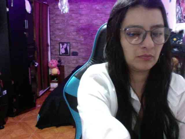 AngelaQueen webcam