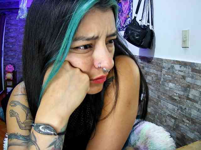 AngelaQueen webcam