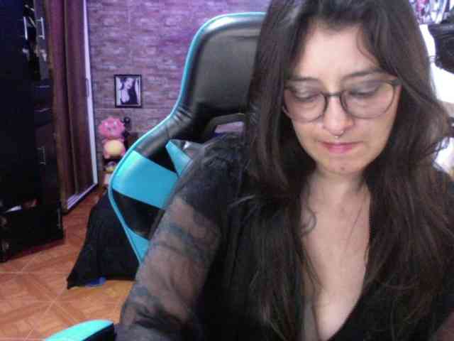 AngelaQueen webcam
