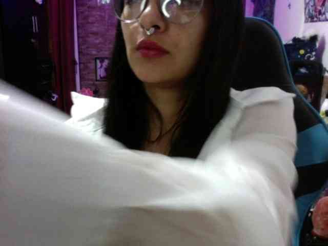 AngelaQueen webcam