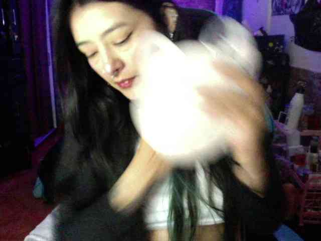 AngelaQueen webcam