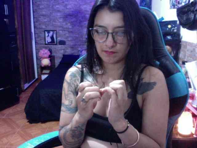 AngelaQueen webcam