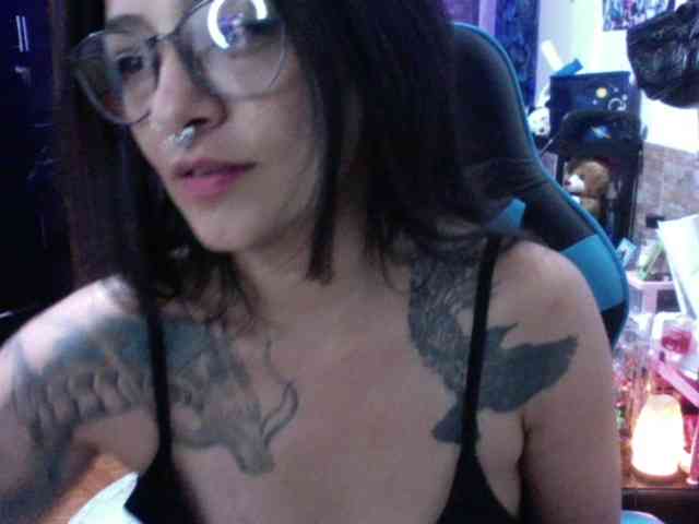 AngelaQueen AngelaQueen