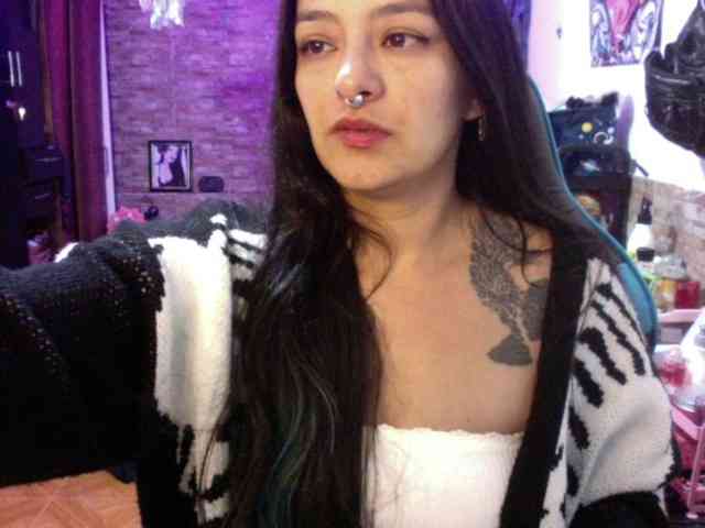 AngelaQueen webcam