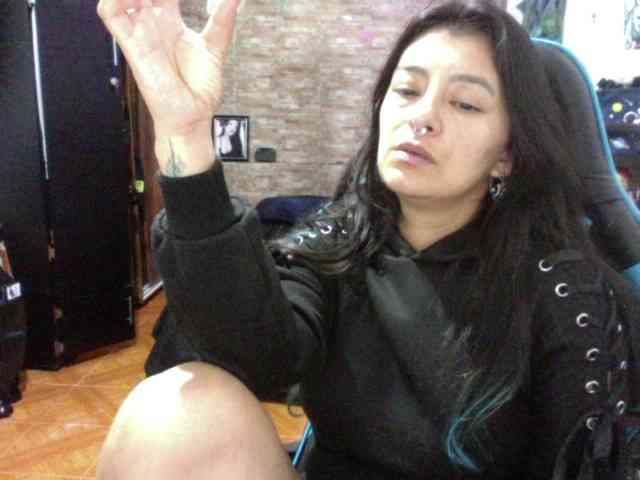 AngelaQueen
