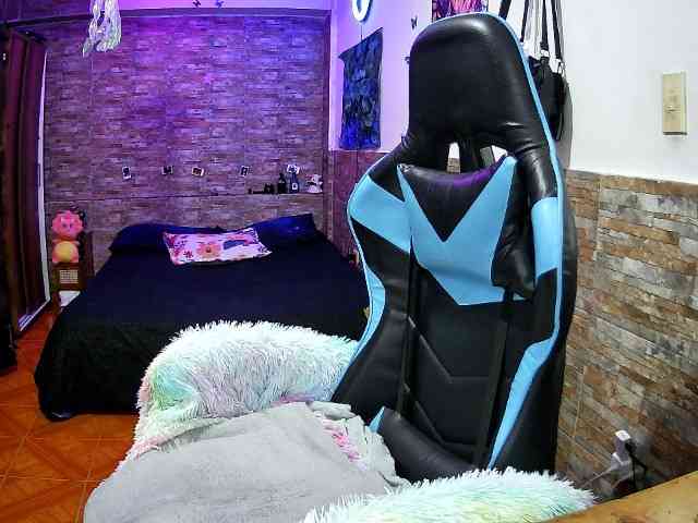 AngelaQueen webcam