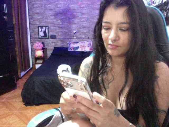 AngelaQueen