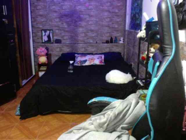 AngelaQueen webcam