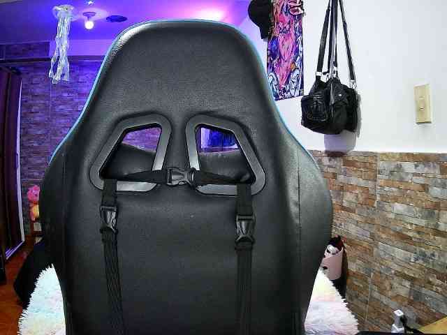 AngelaQueen webcam