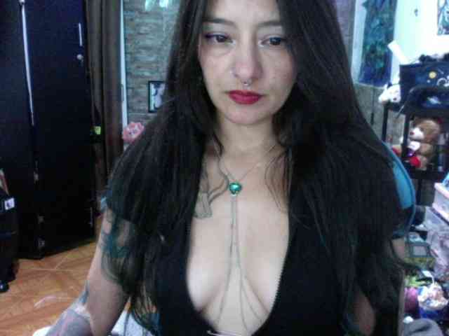AngelaQueen