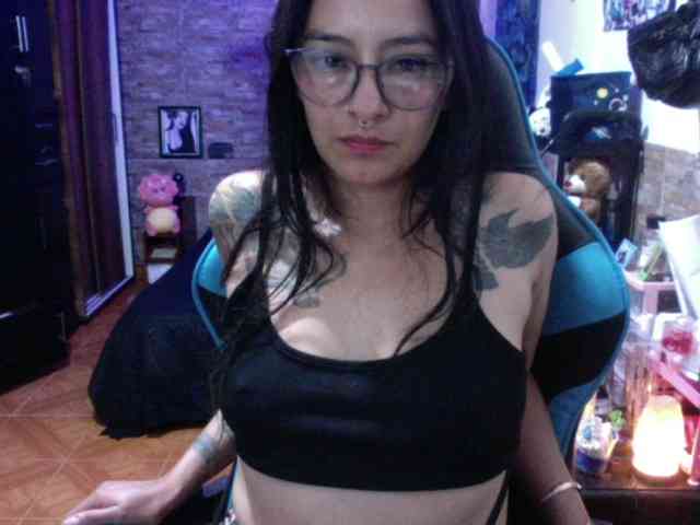 AngelaQueen AngelaQueen