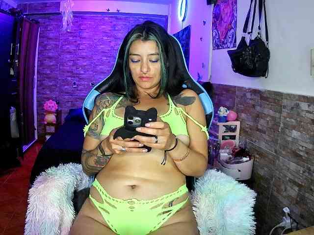 AngelaQueen